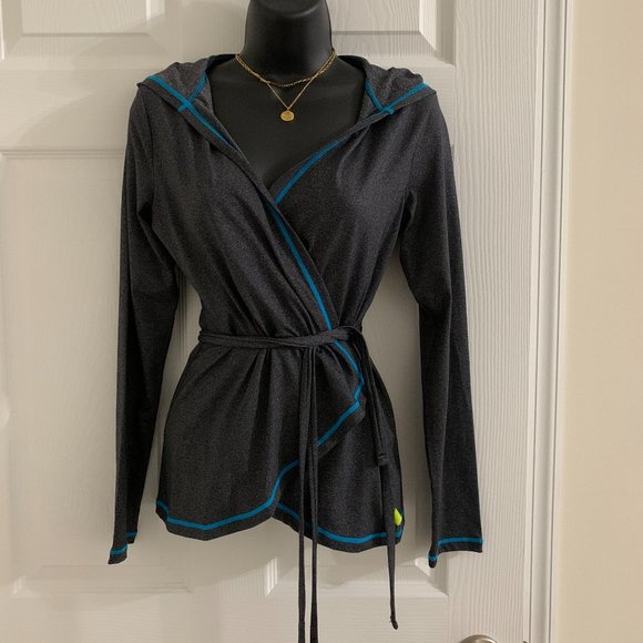 Zumba Wear Women´s Hoodie Jacket, Size S - Picture 2 of 16